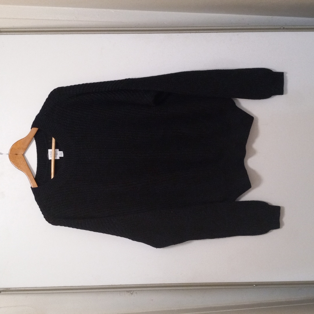 Core life sweater